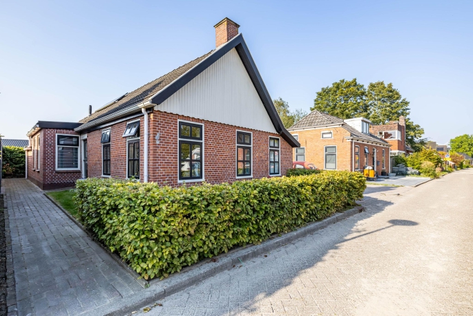 M.H. Trompstraat 7, 9983 PN, Roodeschool