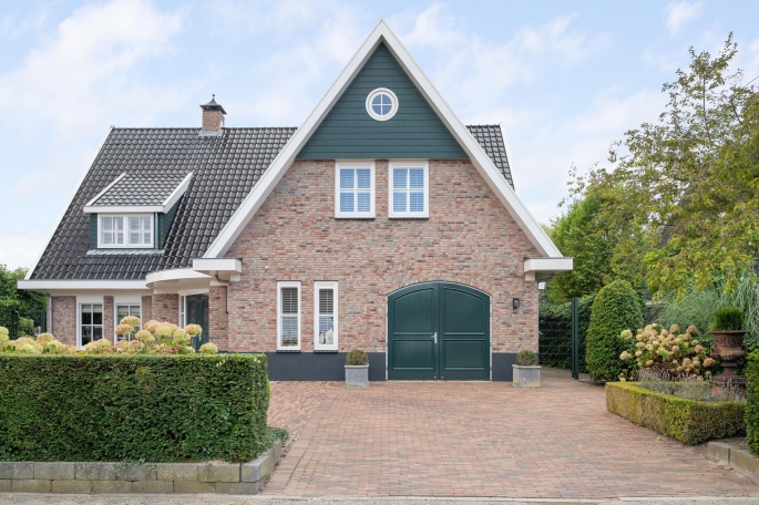 Bonhoefferstraat 1, 3263 SC, Oud-beijerland
