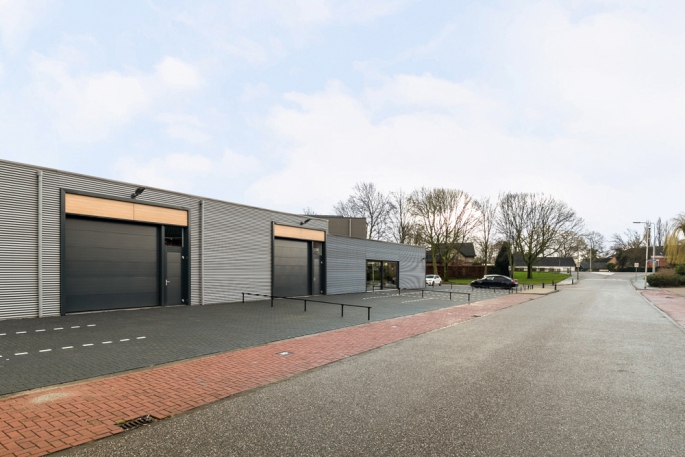 Nijverheidstraat 17, 3291 CH, Strijen