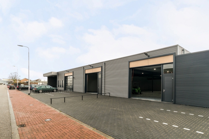 Nijverheidstraat 17, 3291 CH, Strijen